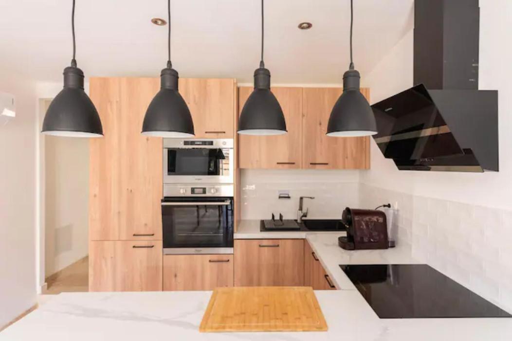 Le Marronnier 3: Superbe Appart Au Coeur De La Petite Venise LʼIsle-sur-la-Sorgue Exterior foto